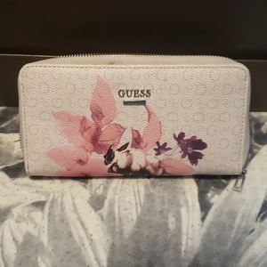 Guess Spring Flower Wallet